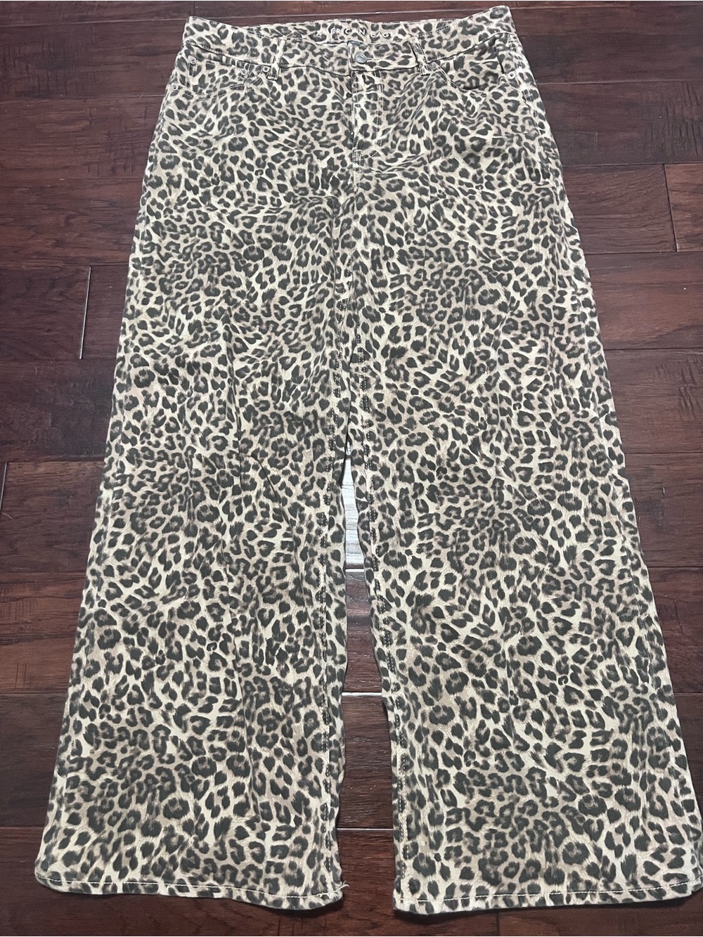 American Eagle Stretch Leopard Jeans Size 10 R